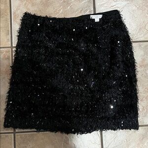 LOFT Black Textured Sequin Mini Skirt Size 4 Petite